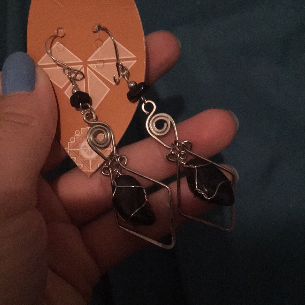 NEW earrings - Picture 3 of 3